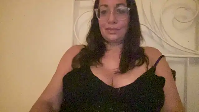 RosaFreya online show from July 3, 3:46 am