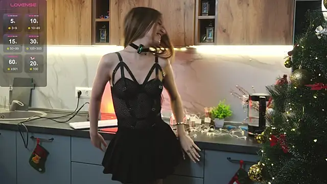 LessyLuiz online show from January 19, 12:03 am