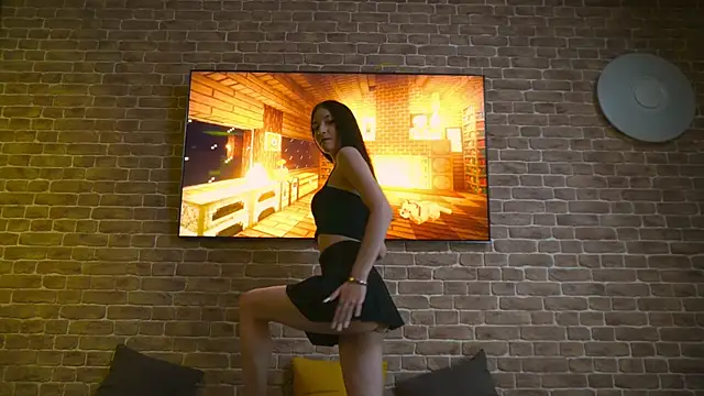 Snapshot of LessyLuiz chatting on September 10, 11:15 pm LessyLuiz online show from September 10, 11:15 pm