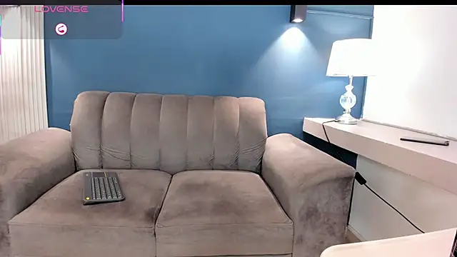 KiaraAdvanii online show from November 13, 10:02 pm