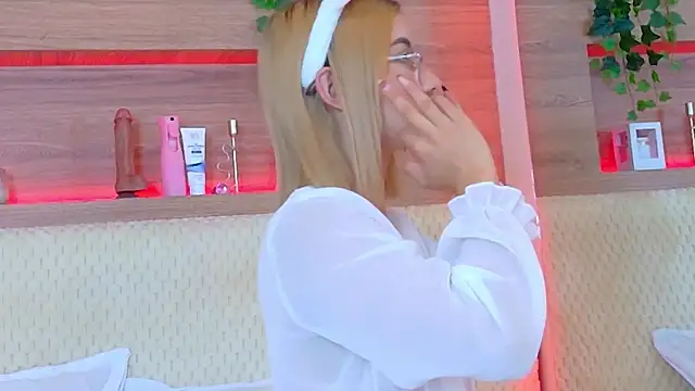 AlixMonroe online show from October 27, 11:00 am