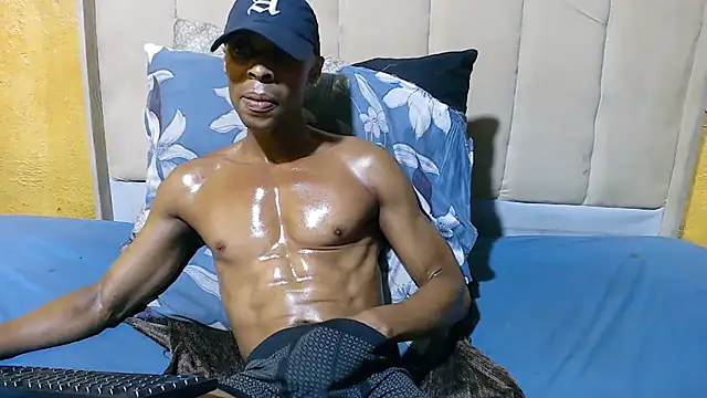 Teemanxxx25 online show from December 3, 4:17 pm