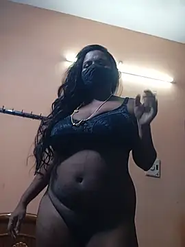 Snapshot of BeautyAnu chatting on July 18, 4:26 pm BeautyAnu online show from July 18, 4:26 pm