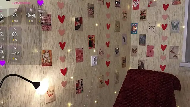 BellaMurrr online show from March 3, 6:15 pm