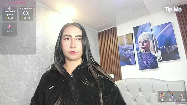 Snapshot of Sophi_Thaylorr chatting on October 3, 12:50 pm Sophi Thaylorr online show from October 3, 12:50 pm