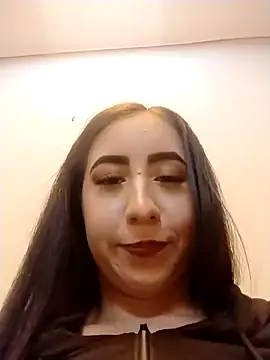 Snapshot of Sophi_Thaylorr chatting on October 22, 1:32 pm Sophi Thaylorr online show from October 22, 1:32 pm