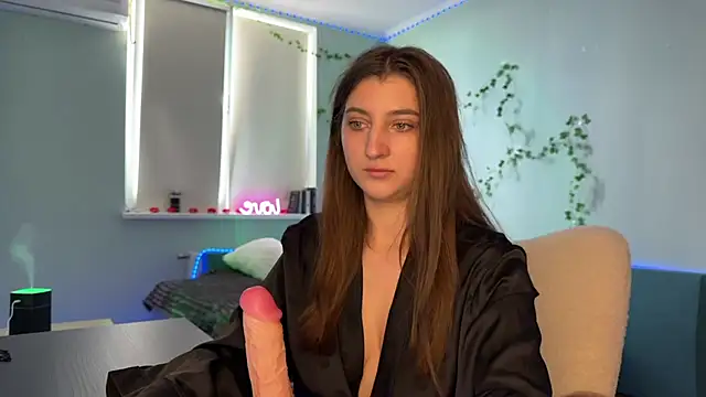 Snapshot of kitty_kristy1 chatting on July 5, 1:18 pm kitty kristy1 online show from July 5, 1:18 pm