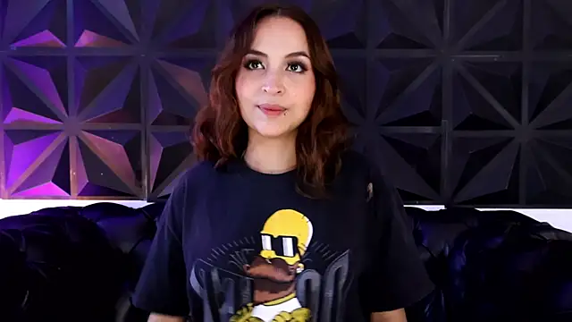 Arianaa Jones  online show from October 6, 1:01 pm