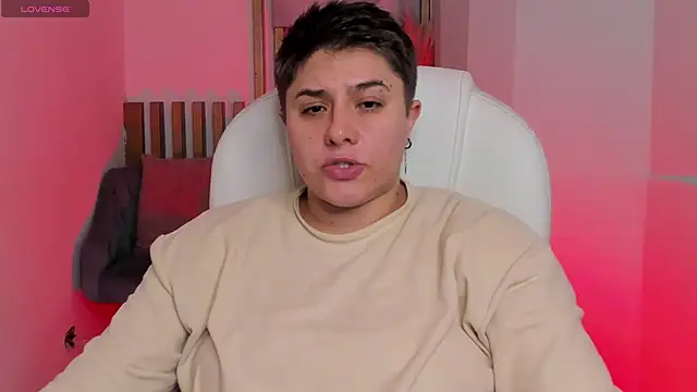 IanGilbert online show from February 10, 9:03 pm