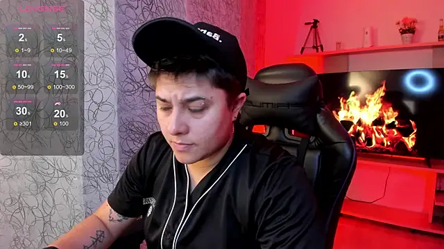 IanGilbert online show from February 17, 9:56 pm