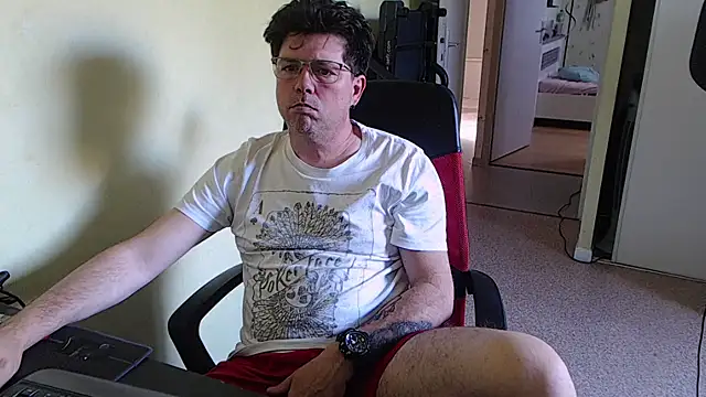 blueandwhite1 online show from April 8, 2:29 pm