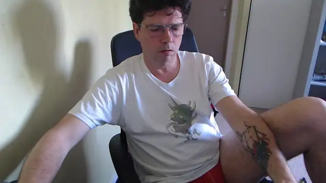 blueandwhite1 online show from April 21, 2:34 pm