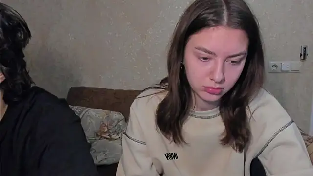 muuur fam online show from November 27, 9:59 pm