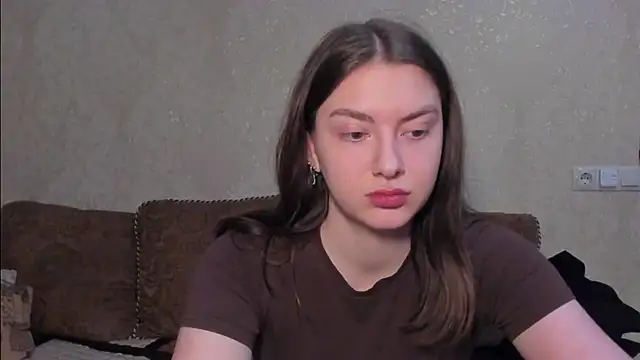 muuur fam online show from December 3, 8:08 pm