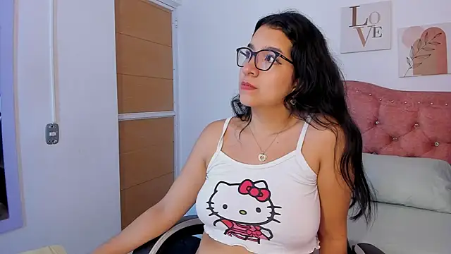 GiaCutee online show from October 29, 3:16 am