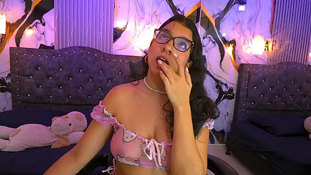 GiaCutee online show from April 10, 3:13 am