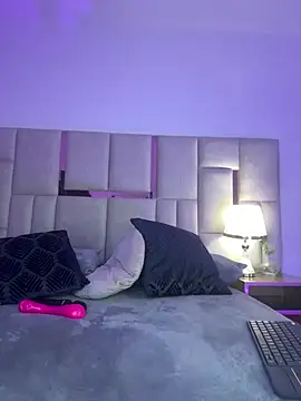 FranchescaVeleska online show from March 25, 8:08 pm