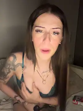 lisapeperoni online show from October 14, 5:57 pm