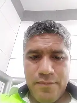 danigarci2307 online show from April 2, 10:16 pm