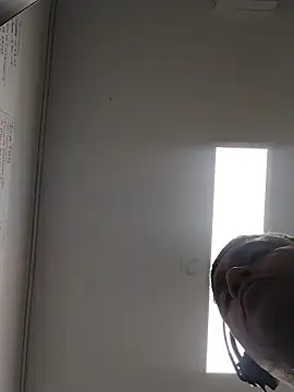 danigarci2307 online show from December 17, 3:00 am