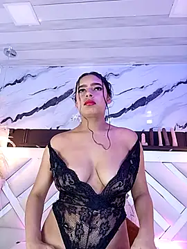 Zoe-Johnson  online show from April 18, 9:37 pm