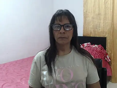 Africa moont online show from January 13, 9:41 pm