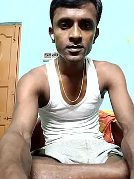 Snapshot of ShinuRoy chatting on June 19, 6:47 pm ShinuRoy online show from June 19, 6:47 pm