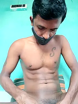 Snapshot of ShinuRoy chatting on September 30, 12:49 am ShinuRoy online show from September 30, 12:49 am