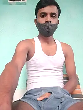 Snapshot of ShinuRoy chatting on October 11, 12:44 am ShinuRoy online show from October 11, 12:44 am