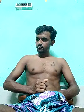 Snapshot of ShinuRoy chatting on September 21, 10:48 pm ShinuRoy online show from September 21, 10:48 pm