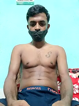 Snapshot of ShinuRoy chatting on October 4, 9:27 pm ShinuRoy online show from October 4, 9:27 pm