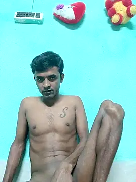 Snapshot of ShinuRoy chatting on October 17, 10:11 pm ShinuRoy online show from October 17, 10:11 pm