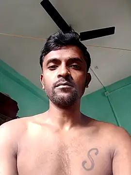 Snapshot of ShinuRoy chatting on October 9, 8:37 am ShinuRoy online show from October 9, 8:37 am