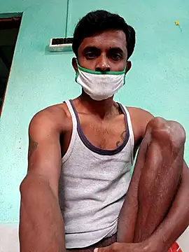 Snapshot of ShinuRoy chatting on November 9, 12:47 am ShinuRoy online show from November 9, 12:47 am