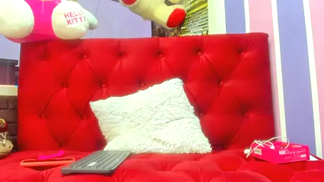 teilor dreamse online show from November 27, 9:48 pm