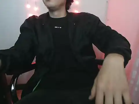 LiamMason online show from December 1, 2:45 am