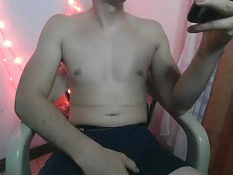 LiamMason online show from December 15, 3:34 am