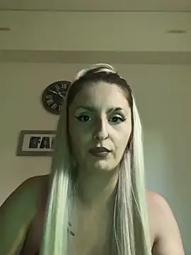 Snapshot of Sexy_Bulgarian_woman chatting on September 22, 7:47 am Sexy Bulgarian woman online show from September 22, 7:47 am