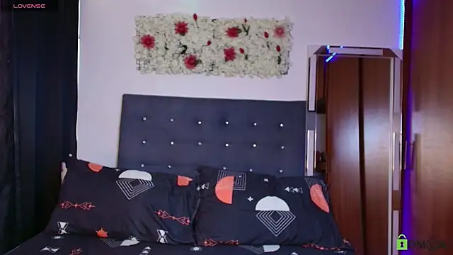 Snapshot of madisonwalkeeer chatting on October 17, 4:42 pm madisonwalkeeer online show from October 17, 4:42 pm