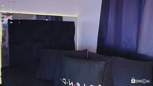 madisonwalkeeer online show from April 3, 4:57 pm