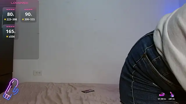 Kayla21  online show from February 20, 1:02 pm