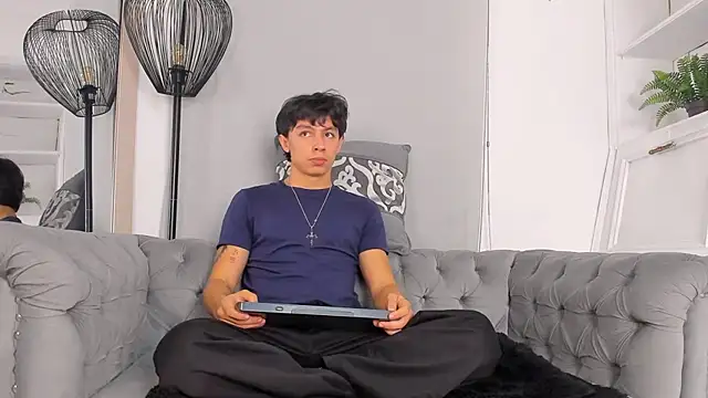 Tyler durten online show from October 18, 3:08 am