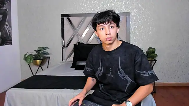 Tyler durten online show from October 22, 3:17 am