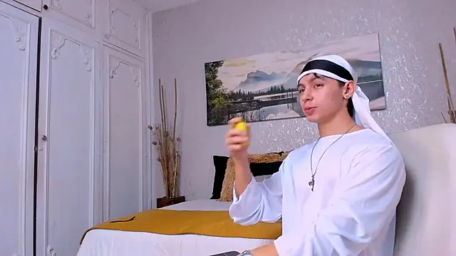 Tyler durten online show from October 28, 3:07 am