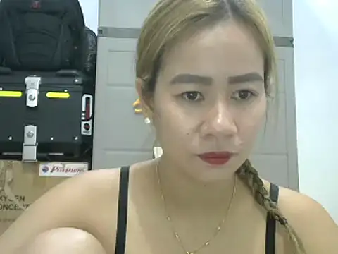 Snapshot of sexy_licious69 chatting on December 10, 4:17 pm sexy licious69 online show from December 10, 4:17 pm