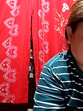 Weng 31 online show from October 3, 9:05 pm