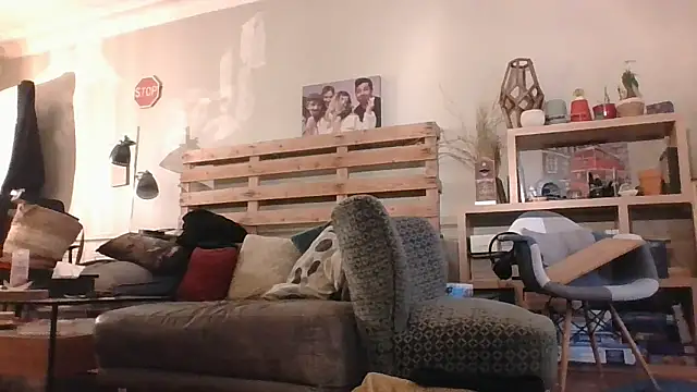 Titilouonlyf69 online show from January 8, 12:11 pm