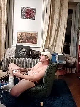 Titilouonlyf69 online show from September 25, 9:32 pm