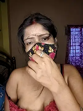 Love143A online show from March 27, 3:48 am