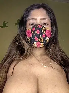 Snapshot of Love143A chatting on February 12, 4:23 am Love143A online show from February 12, 4:23 am